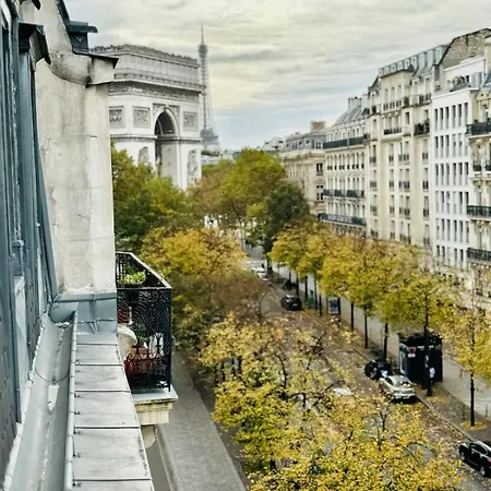 Cozy Nearby Champs Elysees 6 Апартаменты *